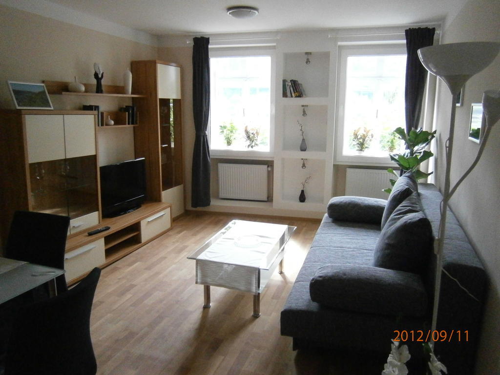Pension Am Rheinsteig Otel Leutesdorf Oda fotoğraf