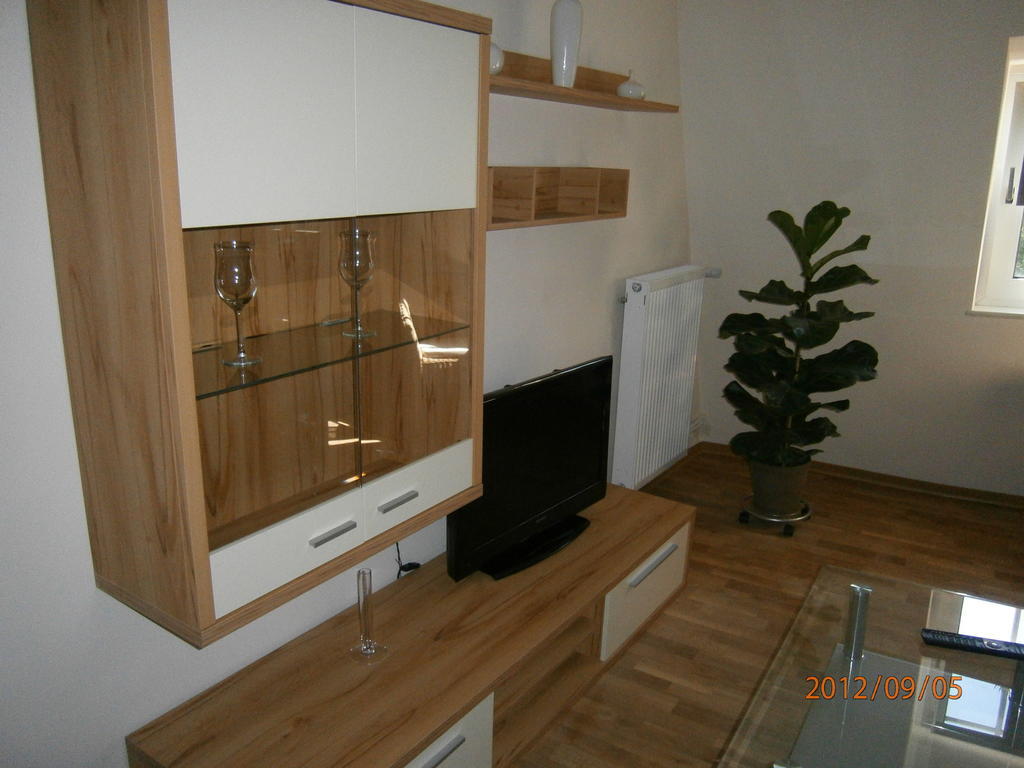 Pension Am Rheinsteig Otel Leutesdorf Oda fotoğraf